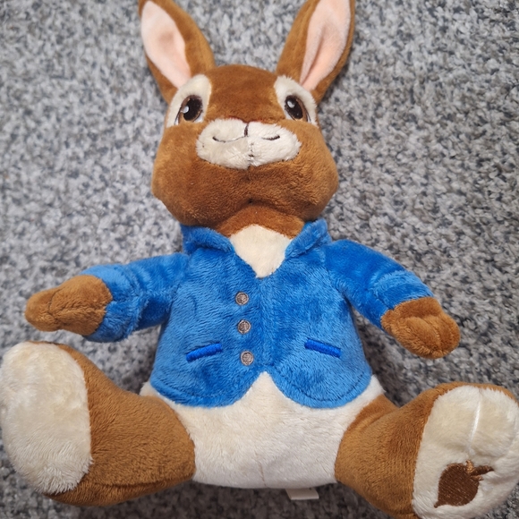 Peter Rabbit Plush - Picture 2 of 3
